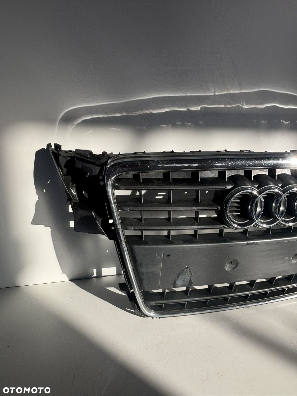 GRILL ATRAPA CHŁODNICY ZDERZAKA PRZEDLIFT Audi A4 B8 8K0 853 651 - 2
