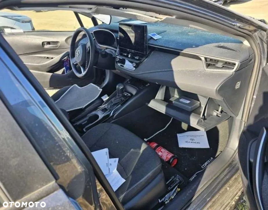 Toyota Corolla 1.8 Hybrid Comfort - 11