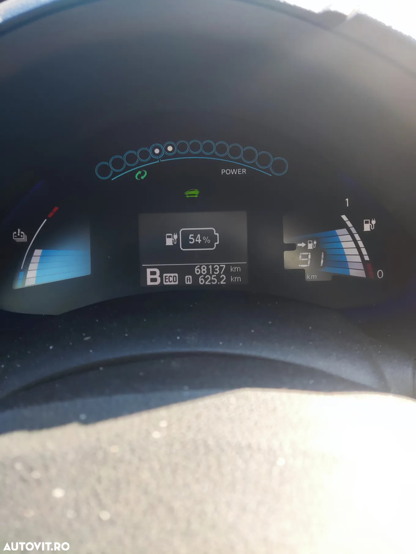 Nissan LEAF - 10