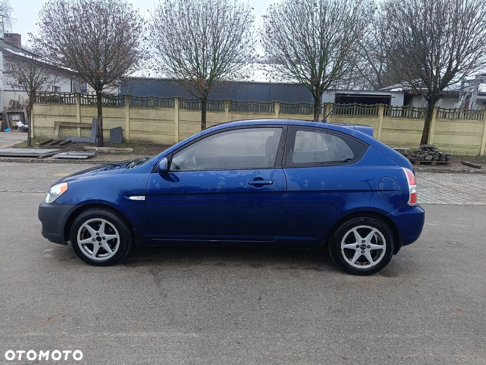 Hyundai Accent 1.4 GL - 3