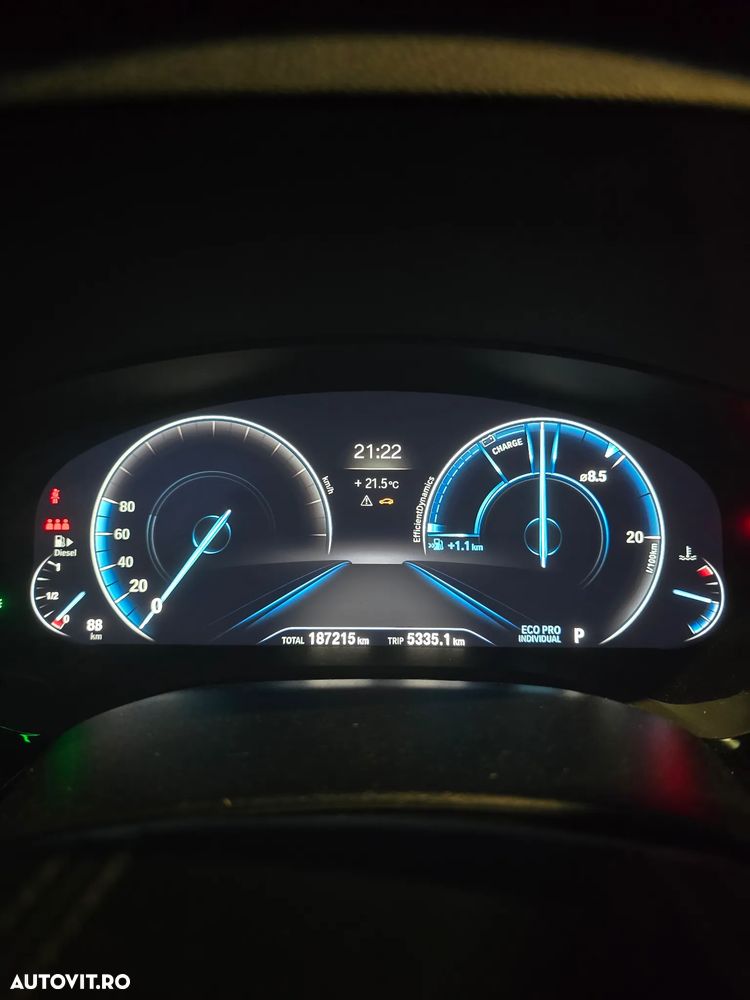 BMW Seria 5 520d xDrive AT - 18