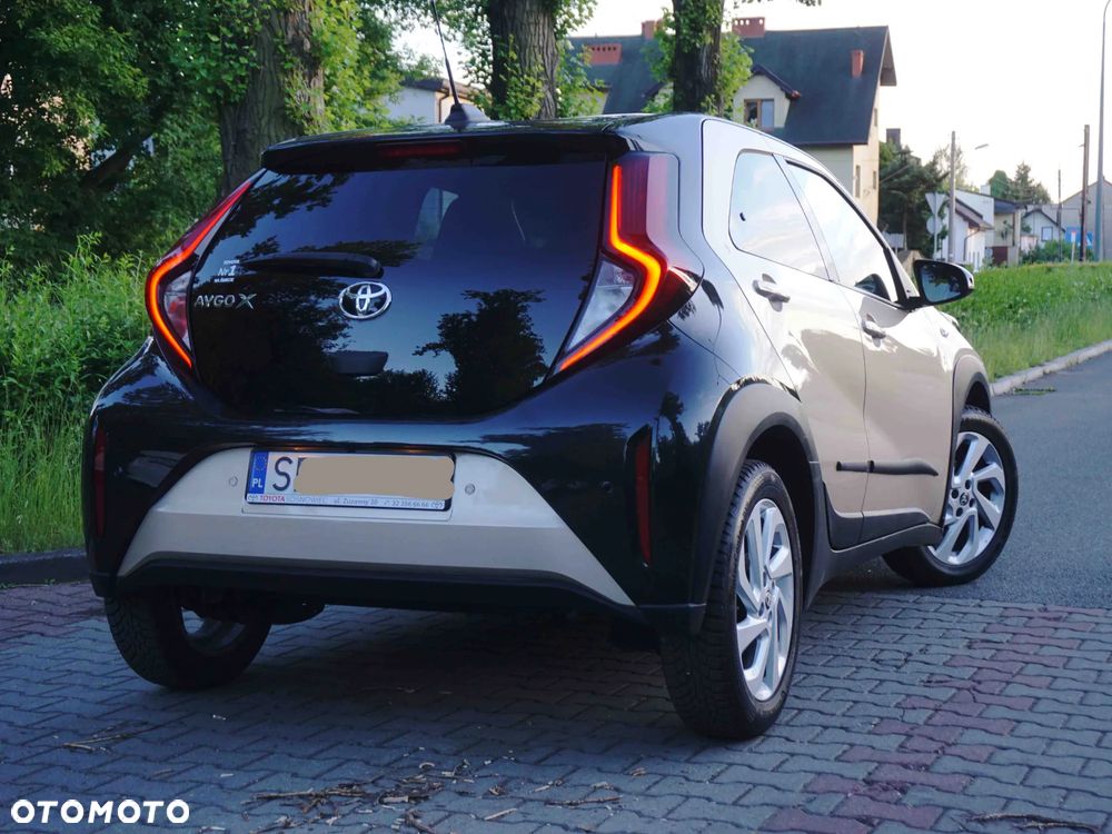 Toyota Aygo X 1.0 VVT-i Executive - 12