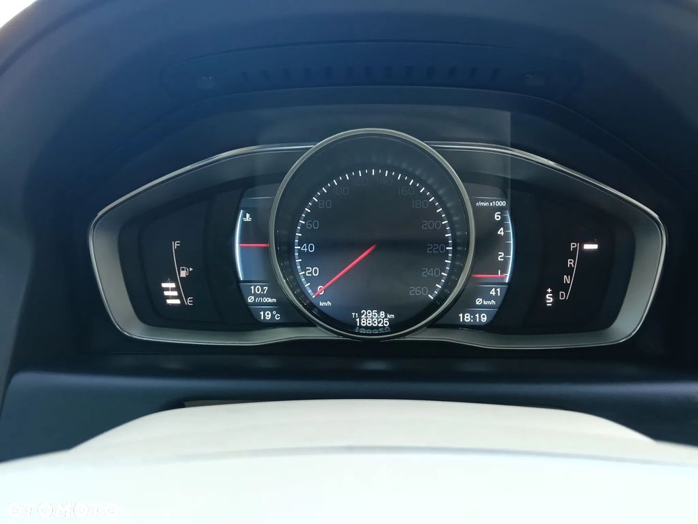 Volvo XC 60 3.2 AWD Summum - 9