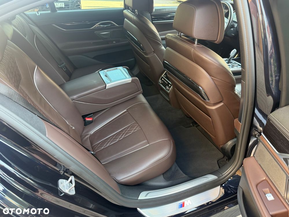 BMW Seria 7 750d xDrive sport - 16