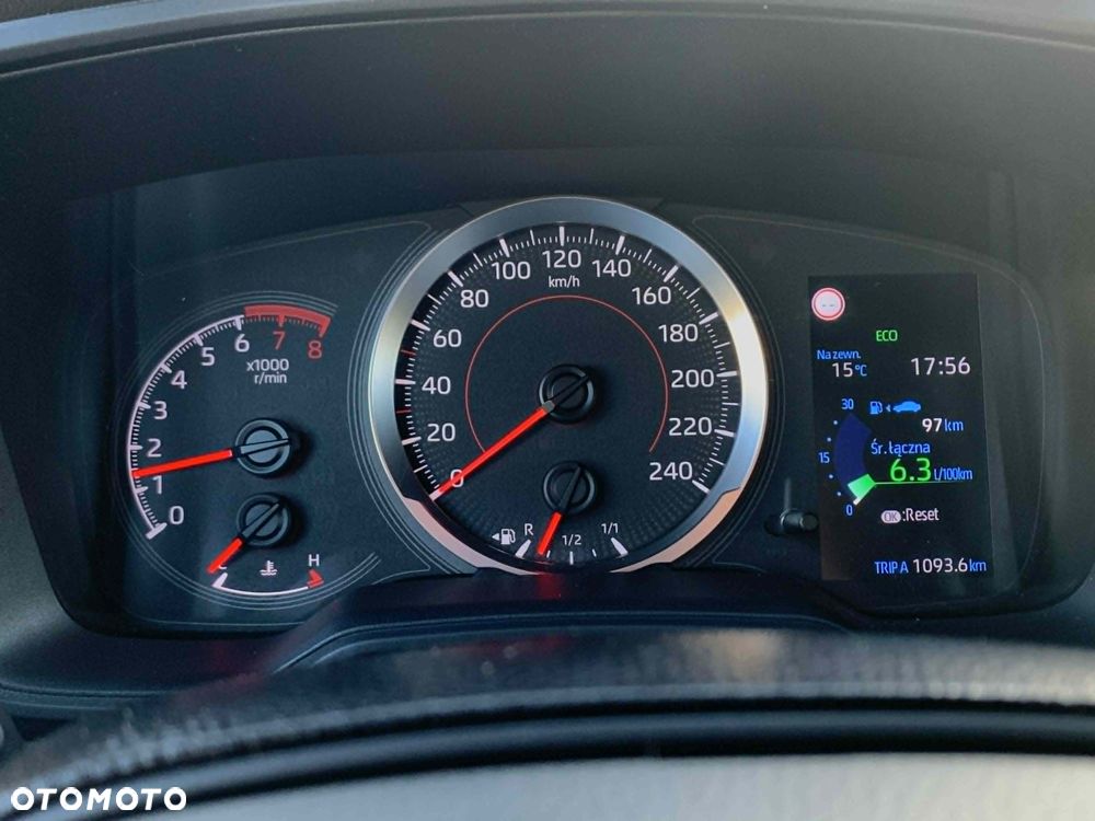 Toyota Corolla 1.2 T Active - 17