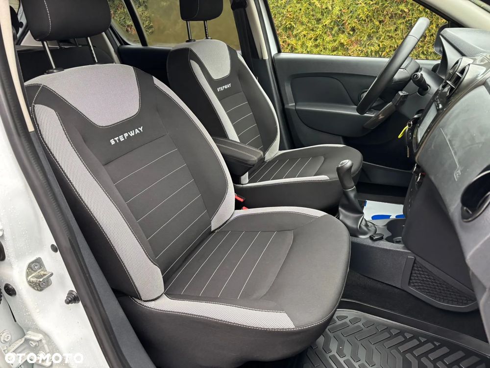 Dacia Sandero Stepway 0.9 TCe Laureate S&S - 14