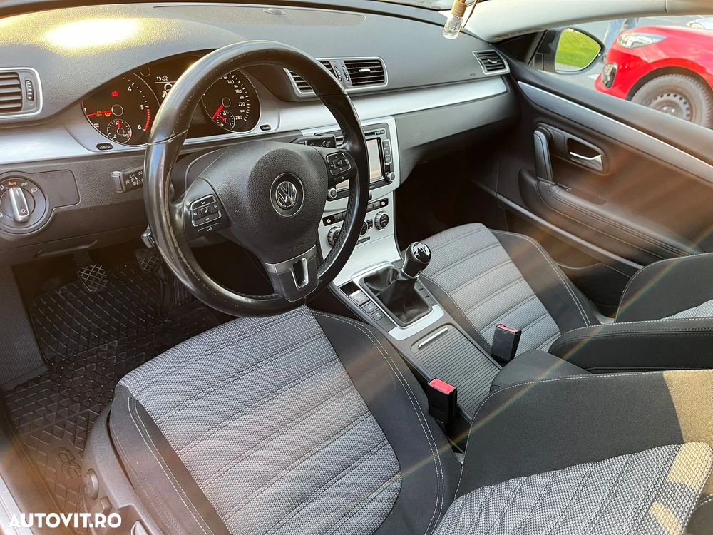 Volkswagen Passat CC - 5