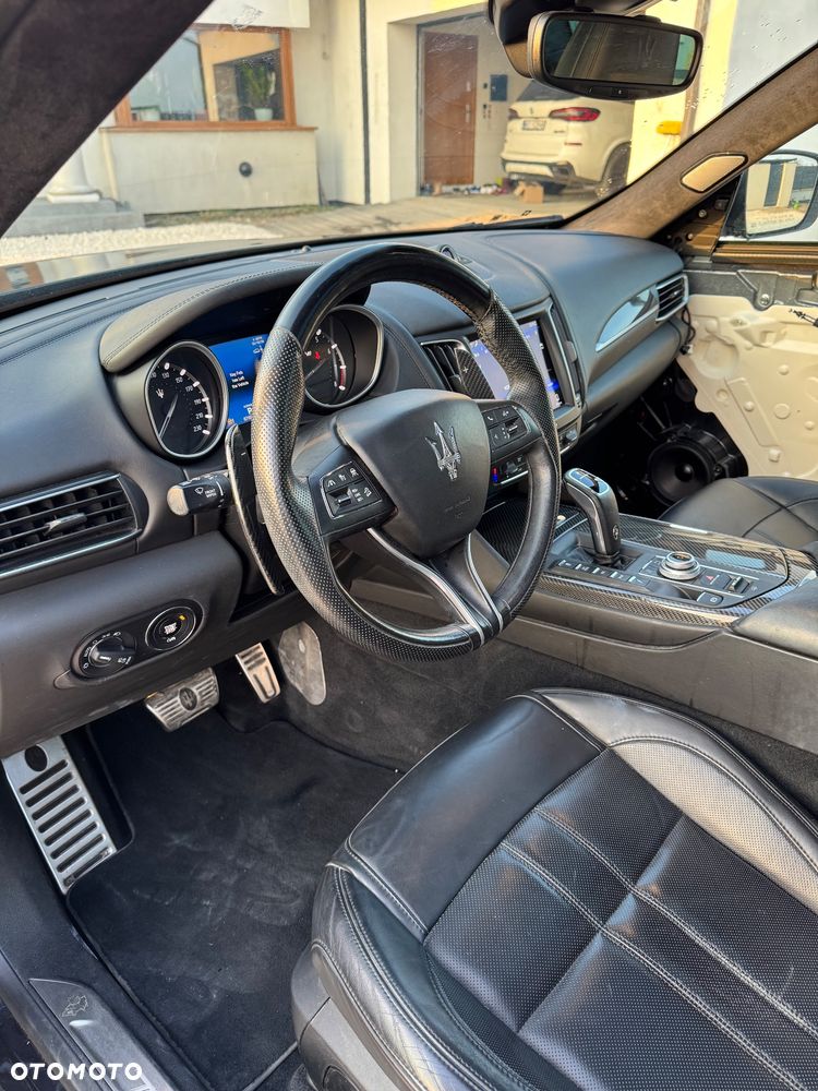 Maserati Levante GTS Q4 - 28
