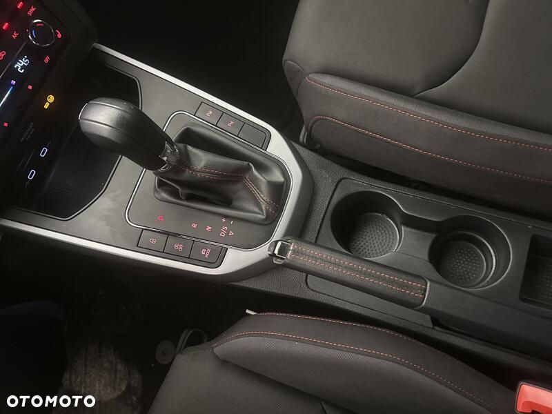 Seat Arona 1.5 TSI GPF FR S&S DSG - 17