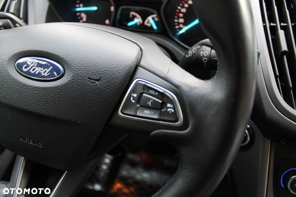 Ford Kuga 2.0 TDCi 2x4 Cool & Connect - 35