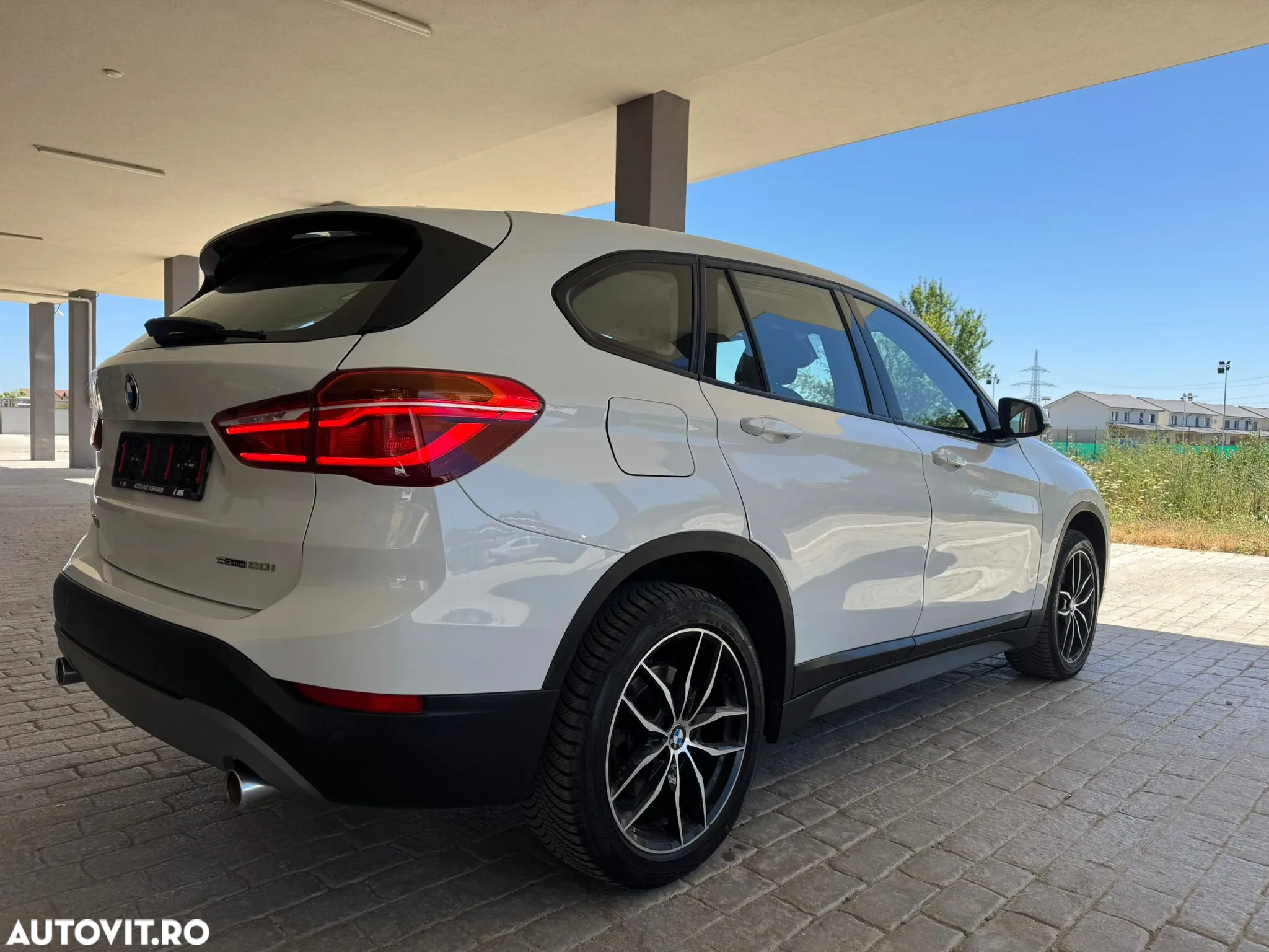 BMW X1 sDrive20i Aut. Advantage - 17