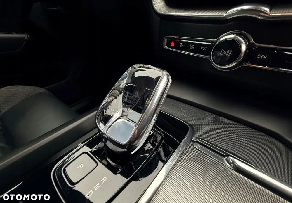 Volvo XC 60 B4 D Geartronic RDesign - 8