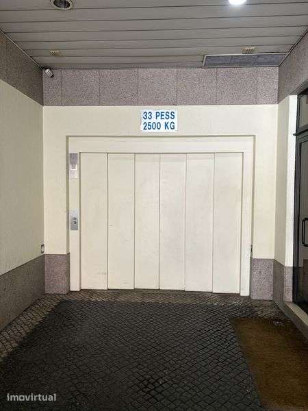 Lugar de garagem - Conde Redondo/Marquês de Pombal - Grande imagem: 4/4