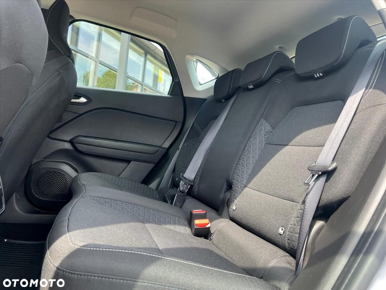 Renault Captur 1.0 TCe Equilibre - 10