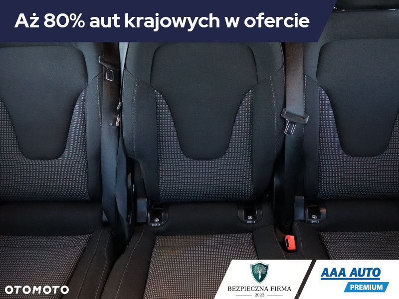 Mercedes-Benz Klasa V - 23