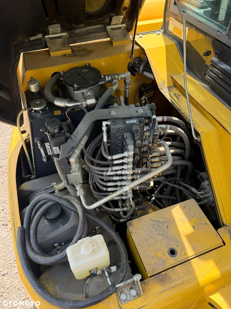Komatsu Komatsu PC 80 - 5E0 - 8 ton - 14