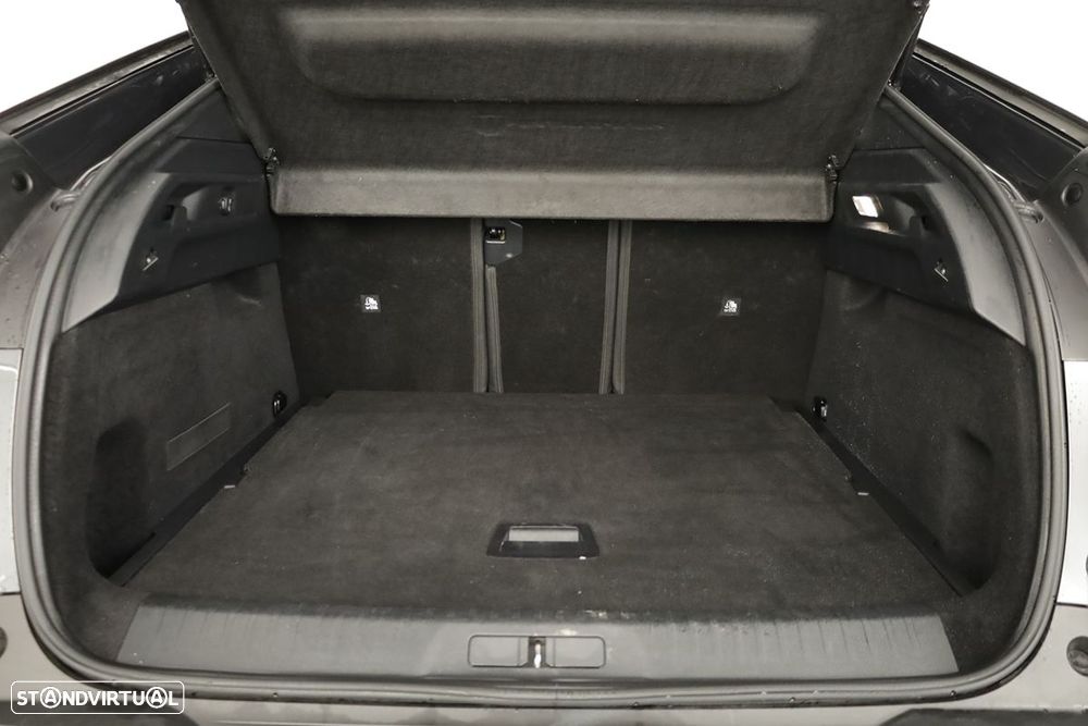 Peugeot 3008 1.2 Hybrid Allure e-DCS6 - 24