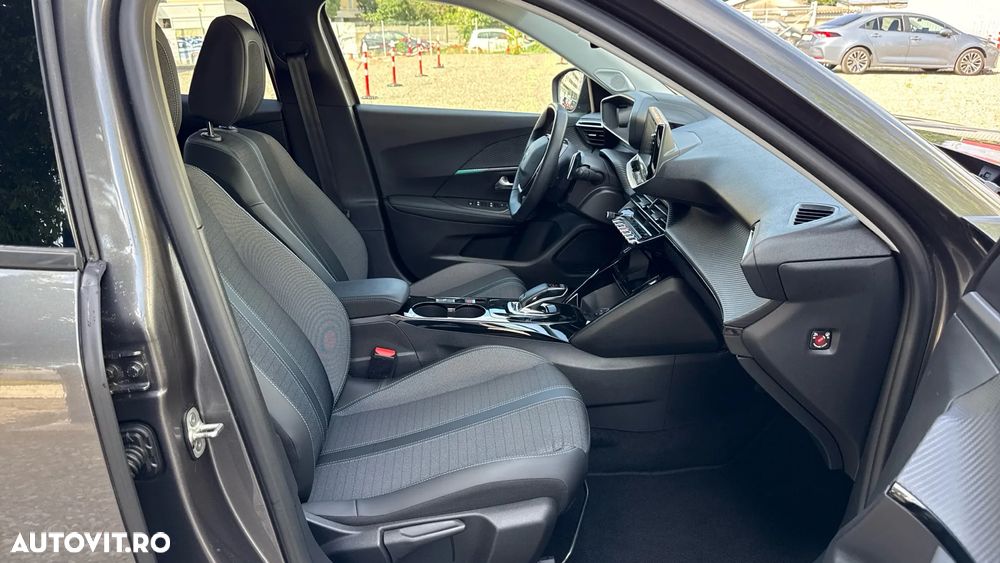 Peugeot 2008 1.5 BlueHDI EAT8 STT Allure Pack - 8