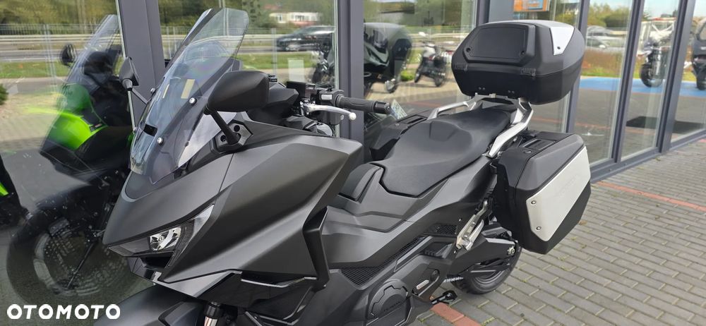 Honda NSS - 32
