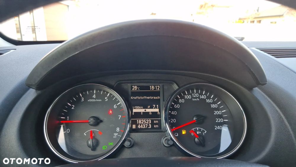 Nissan Qashqai 1.6 Tekna - 16