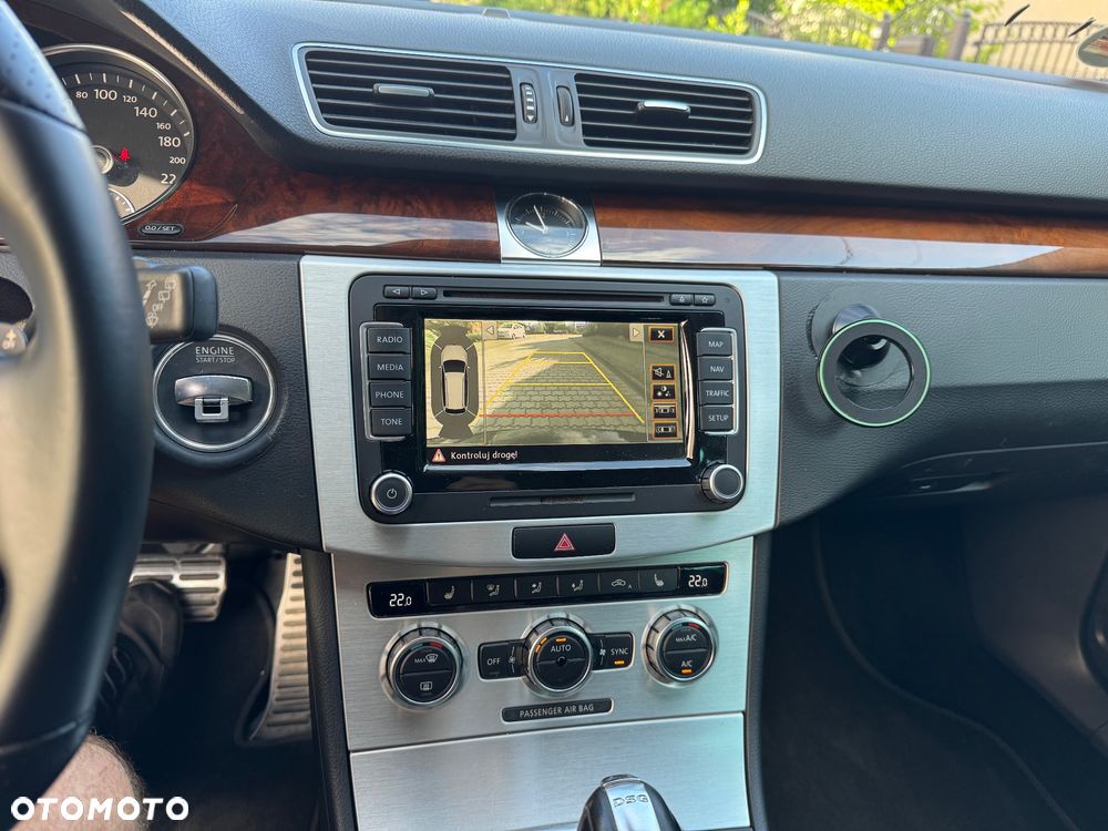 Volkswagen Passat Variant 2.0 TDI DSG BlueMotion Technology R-Line - 17