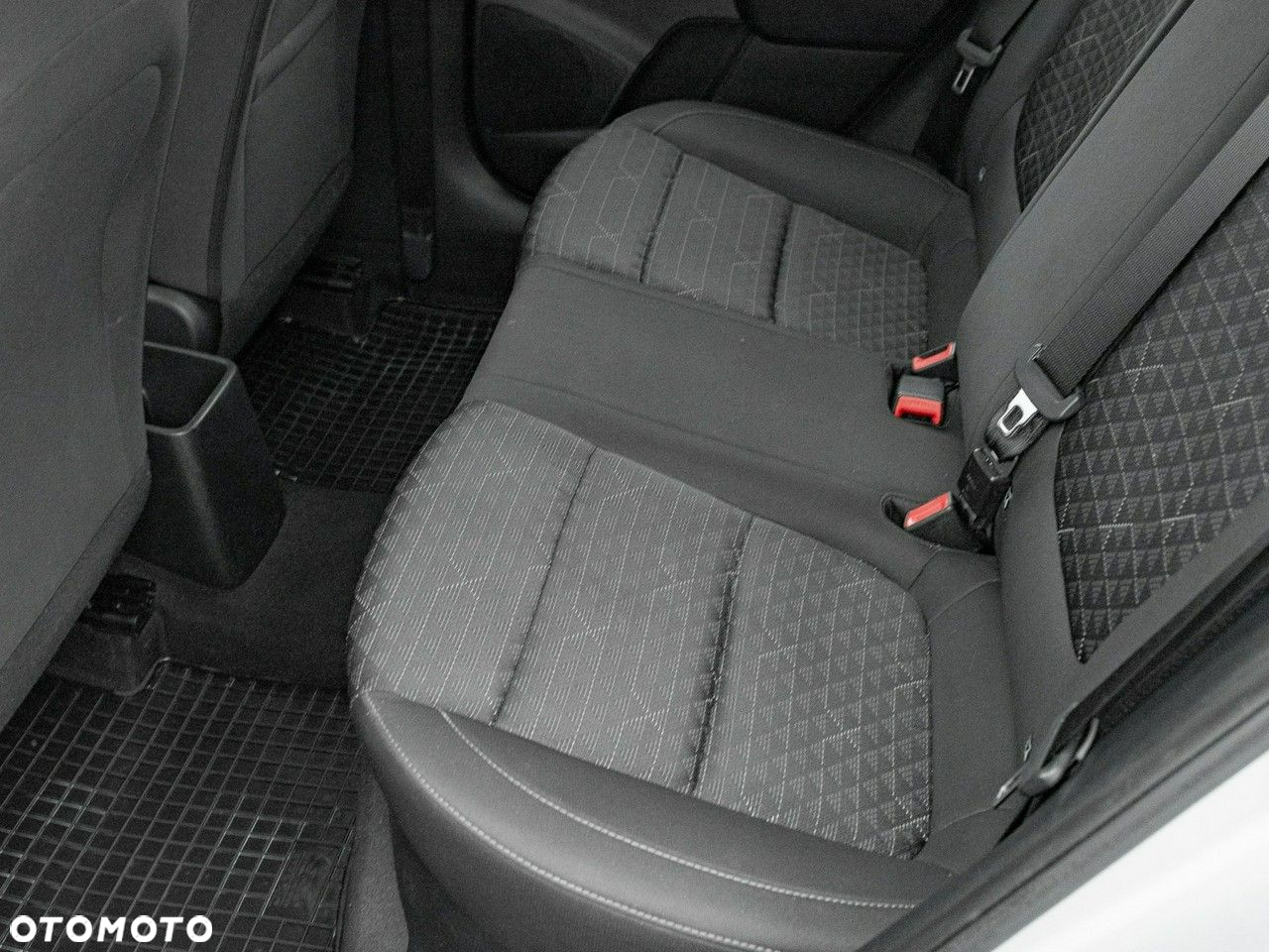 Kia Rio 1.2 M - 25