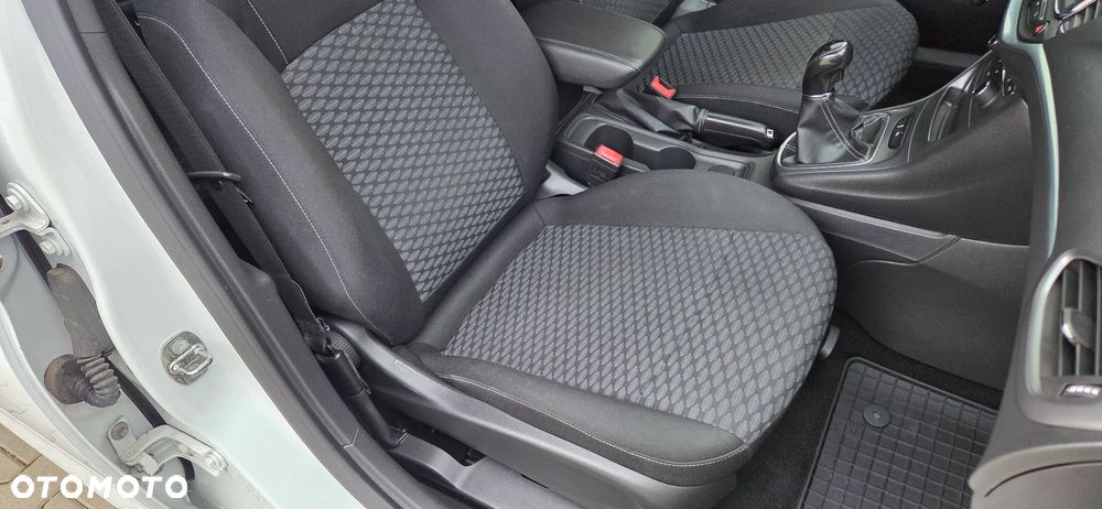 Opel Astra 1.6 CDTI Essentia - 33