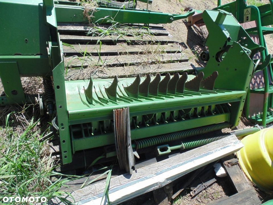 PODŁOGA PRASY JOHN DEERE Maxicut 592 08R - 4