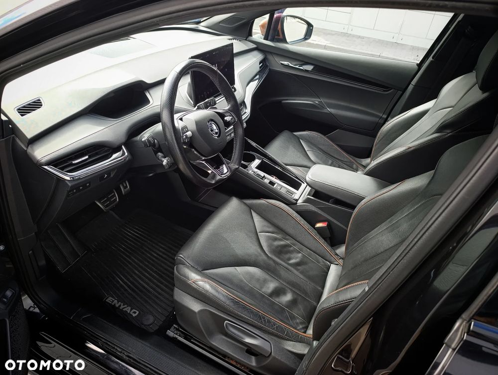 Skoda Enyaq 80x 82kWh Founders - 17