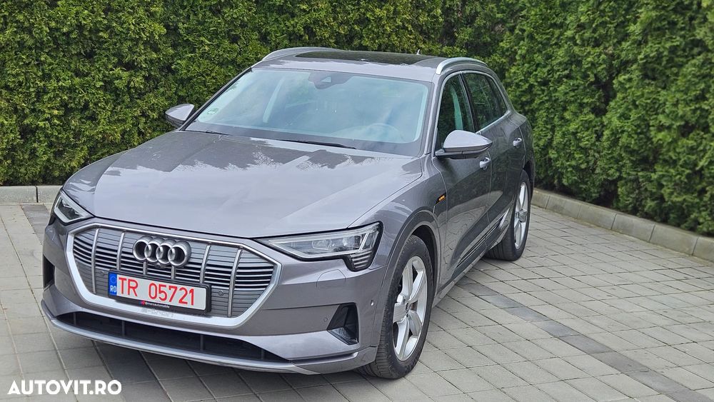 Audi e-tron 55 quattro - 6