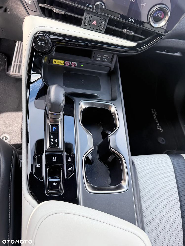 Lexus NX 350h F Sport AWD - 18