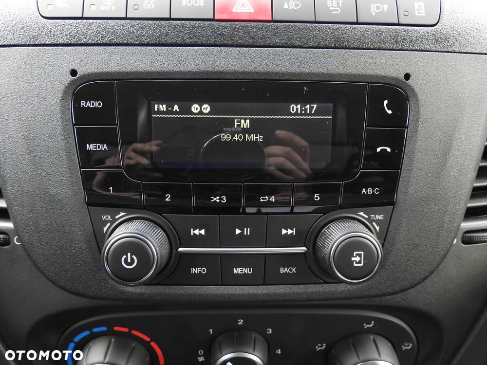 Iveco DAILY 35S16 NOWY KONTENER CHŁODNIA -10*C 8 PALET FUNKCJA GRZANIA ZASILANIE 230V TEMPOMAT KLIMATYZACJA 160KM - 38