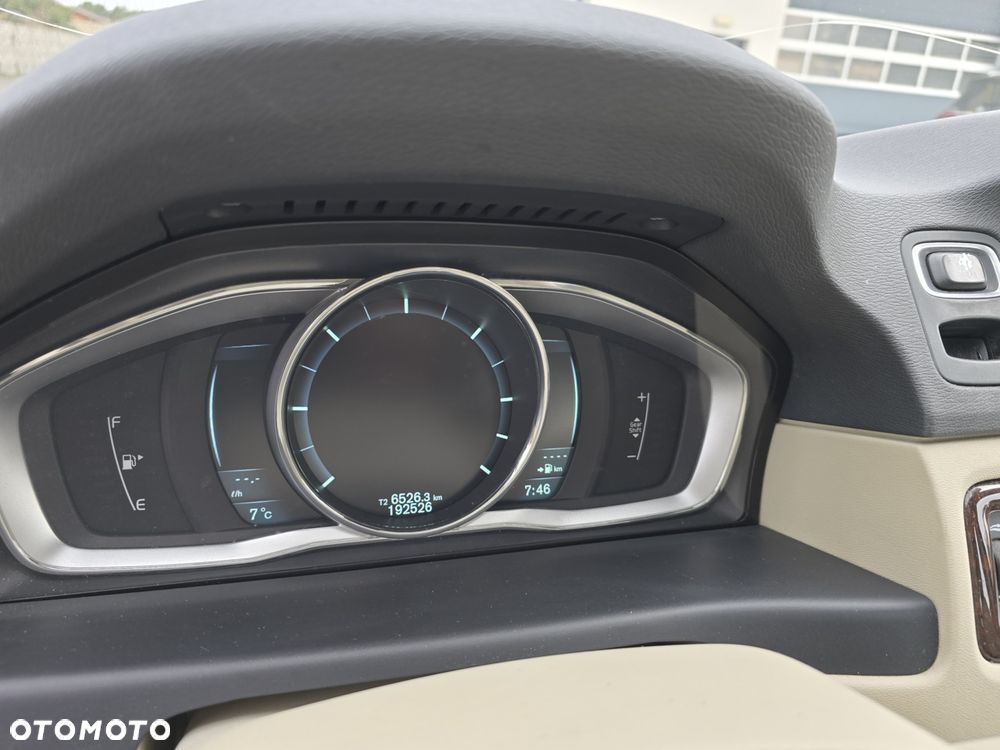 Volvo V70 D4 Summum - 21