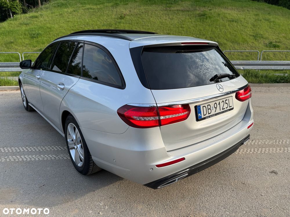 Mercedes-Benz Klasa E 220 d 9G-TRONIC - 13