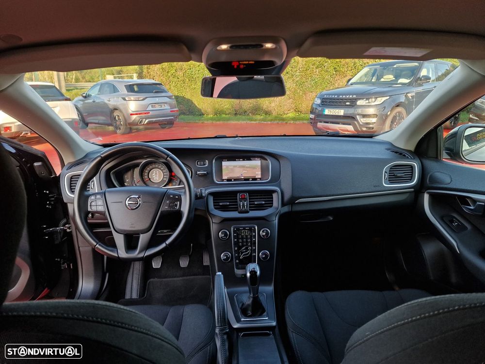 Volvo V40 Cross Country 2.0 D3 - 15