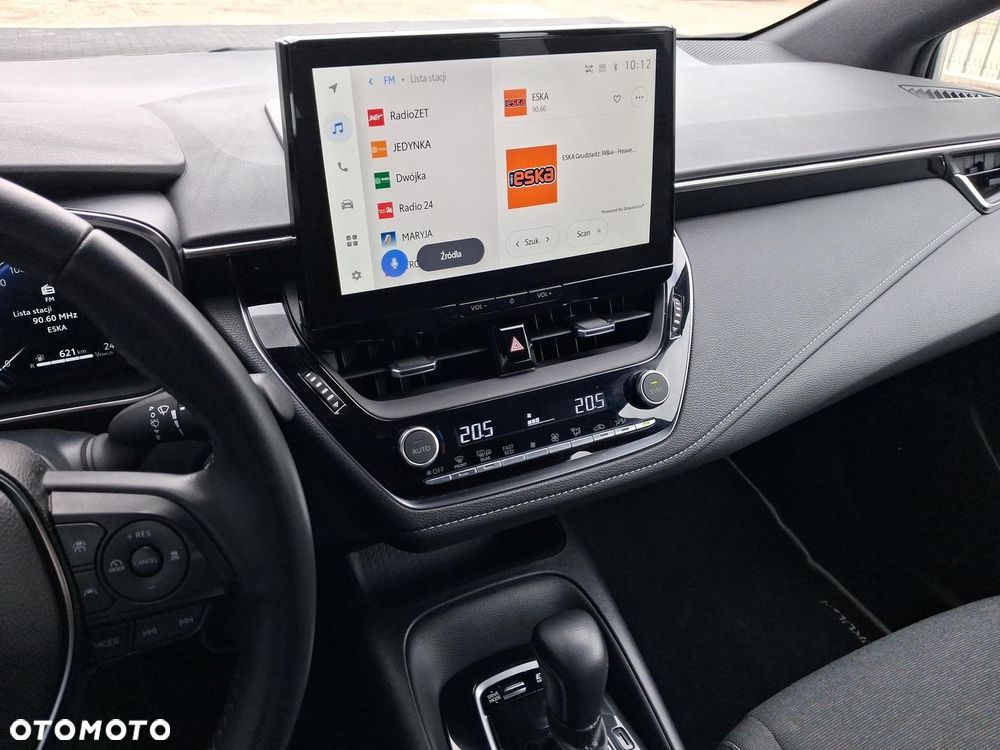 Toyota Corolla 1.8 Hybrid Comfort - 17