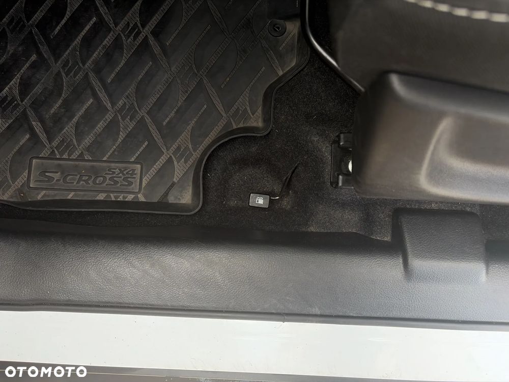 Suzuki SX4 - 30