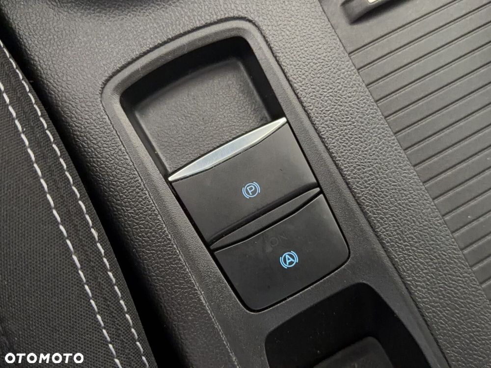 Ford Focus - 27