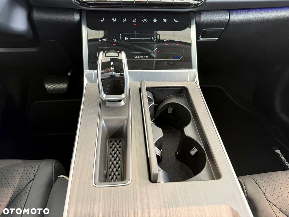 Chery Tiggo 4 1.5 GDI HEV Prestige DHT - 31