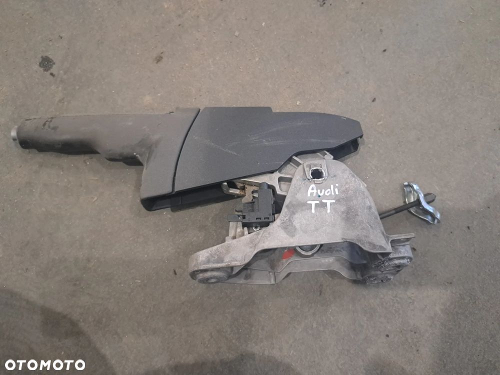 Dźwignia hamulca ręcznego Audi TT TTS 8J0711303A