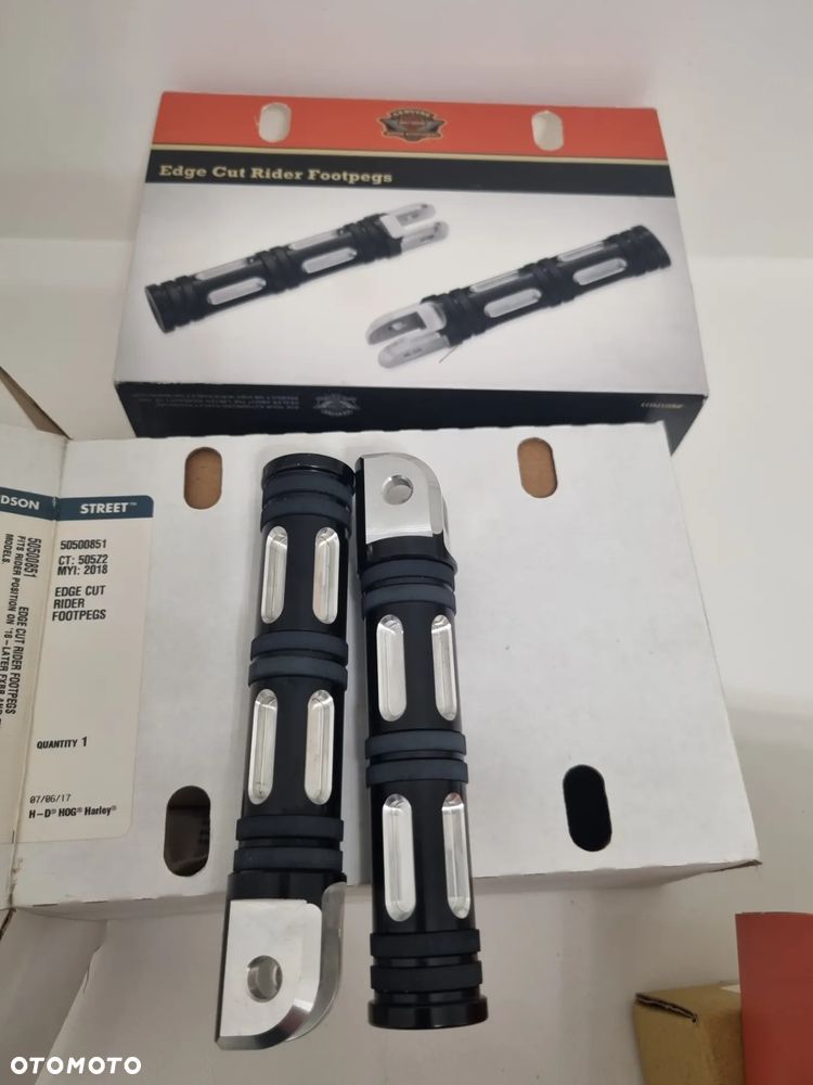 Harley Davidson M8 Softail Podnóżki podnóżek Sety 50500851 Edge Cut - 2