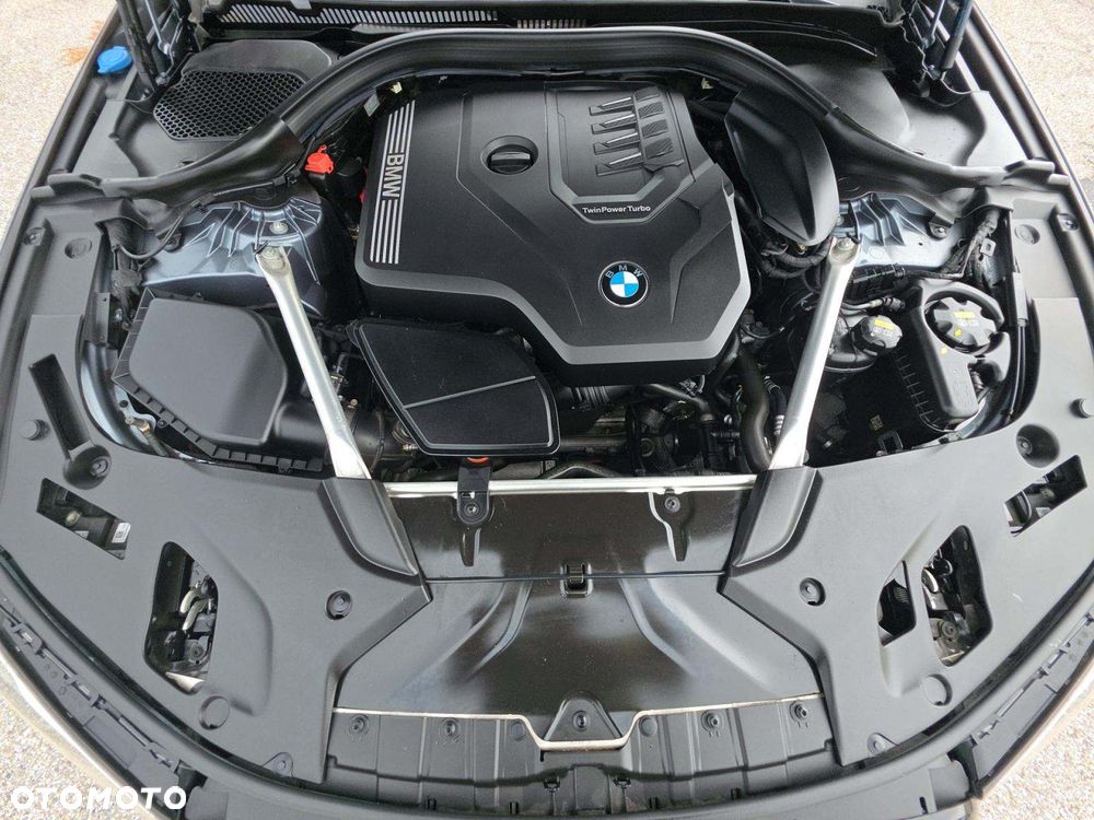 BMW Seria 5 530i GPF M Sport sport - 13