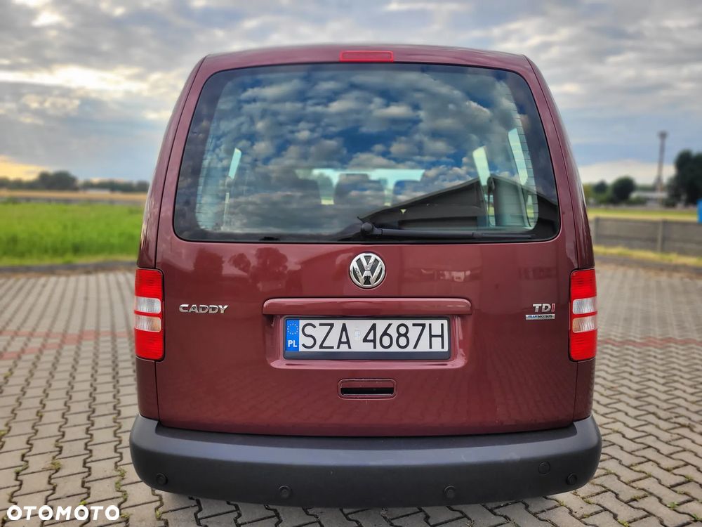 Volkswagen Caddy Comfortline BMT - 29