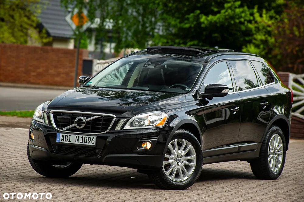 Volvo XC 60 D5 AWD - 11