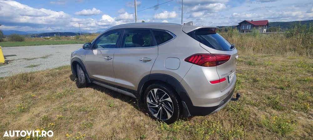 Hyundai Tucson 2.0 CRDI 4WD 8AT Premium - 5