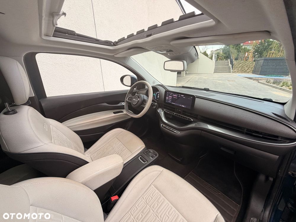 Fiat 500e 42 kWh La Prima - 15