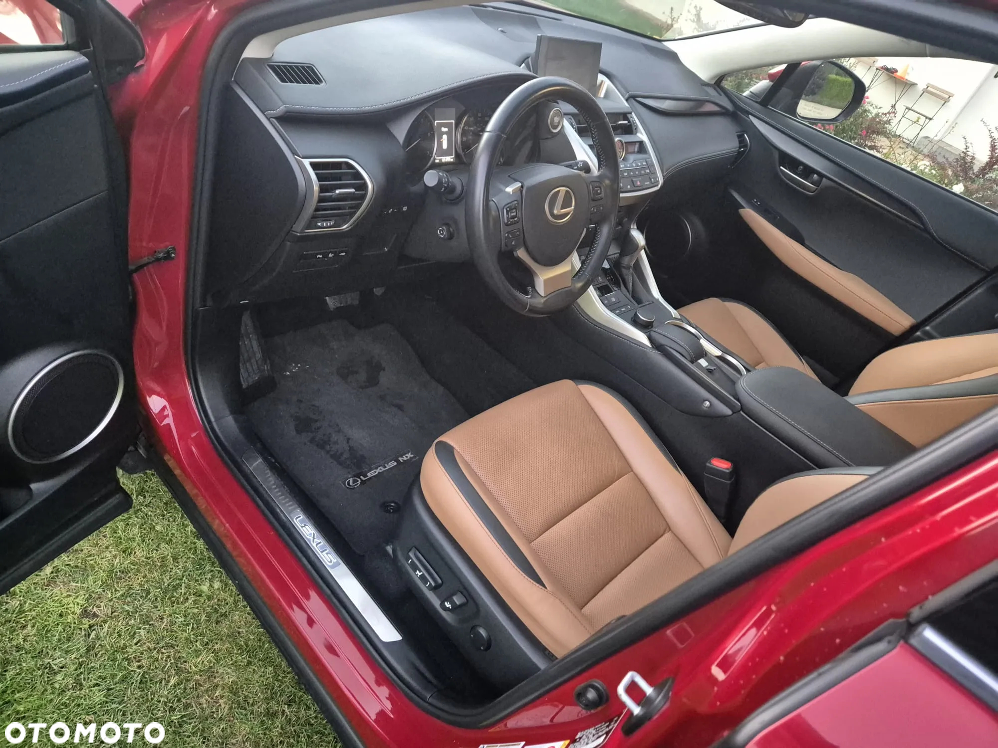 Lexus NX 200t Elite 2WD - 12
