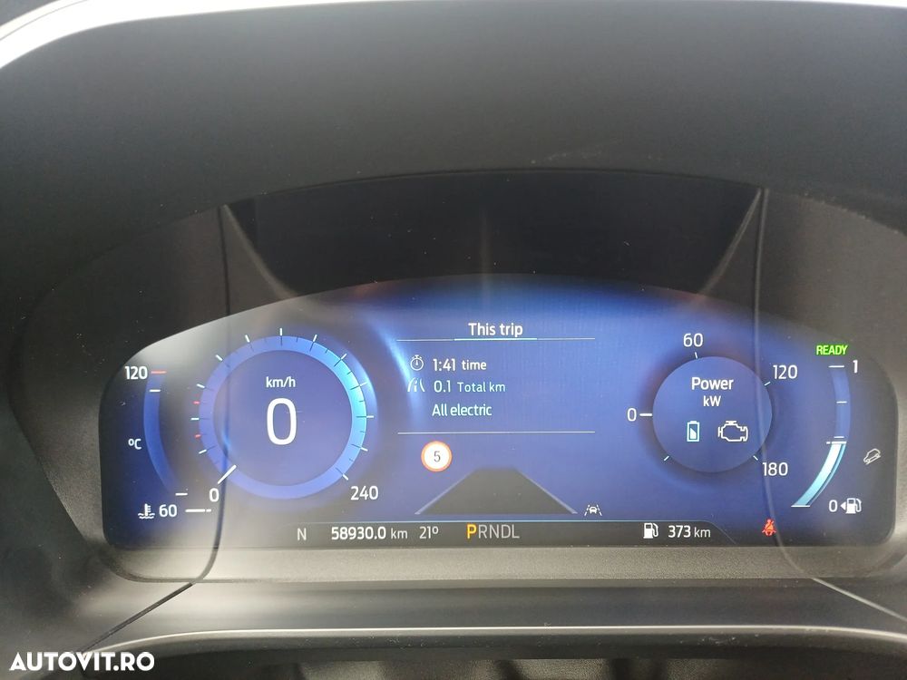 FORD Kuga 2023 — imagine 17