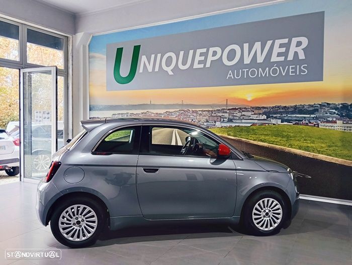 Fiat 500e 23,8kWh Red - 4
