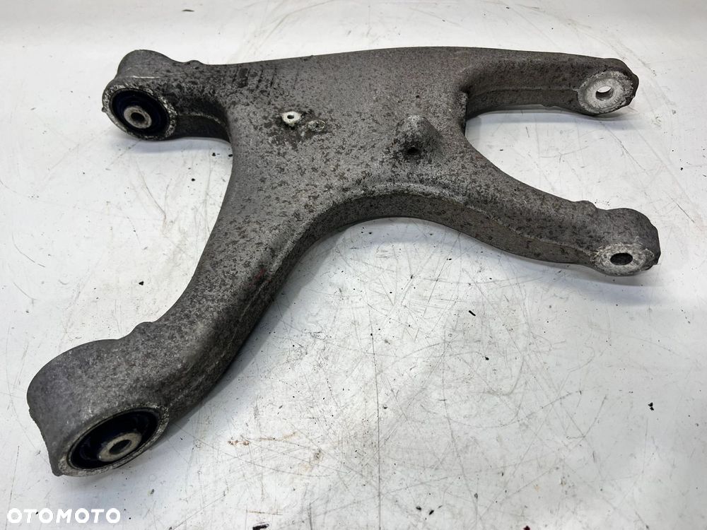 WAHACZ LEWY TYŁ AUDI A6 C7 A7 Q5 8R0505311B - 1
